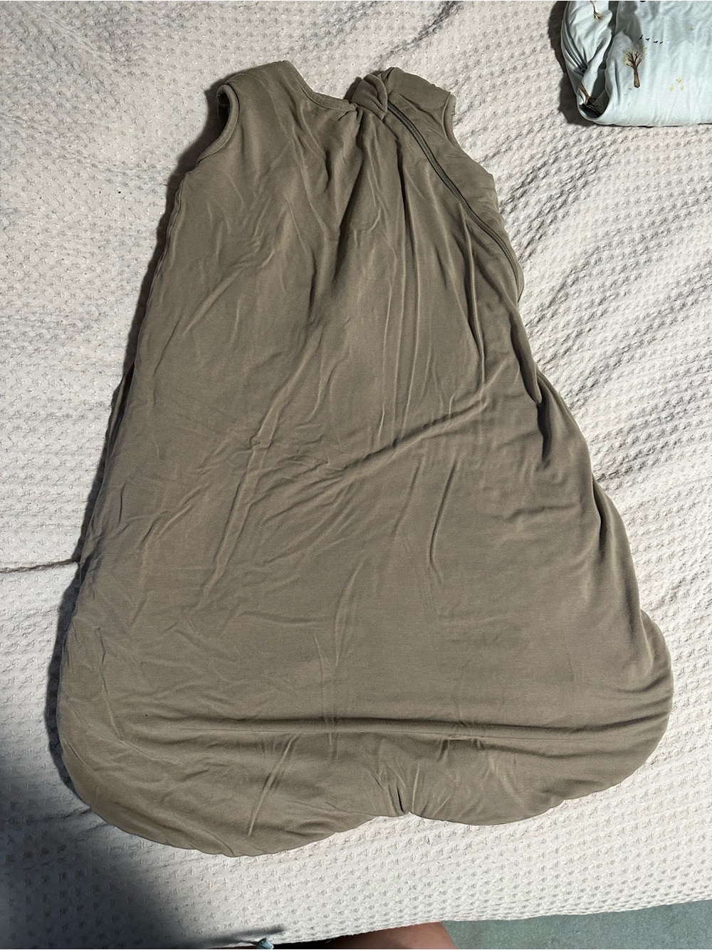 Belan. J Bark sleep sack